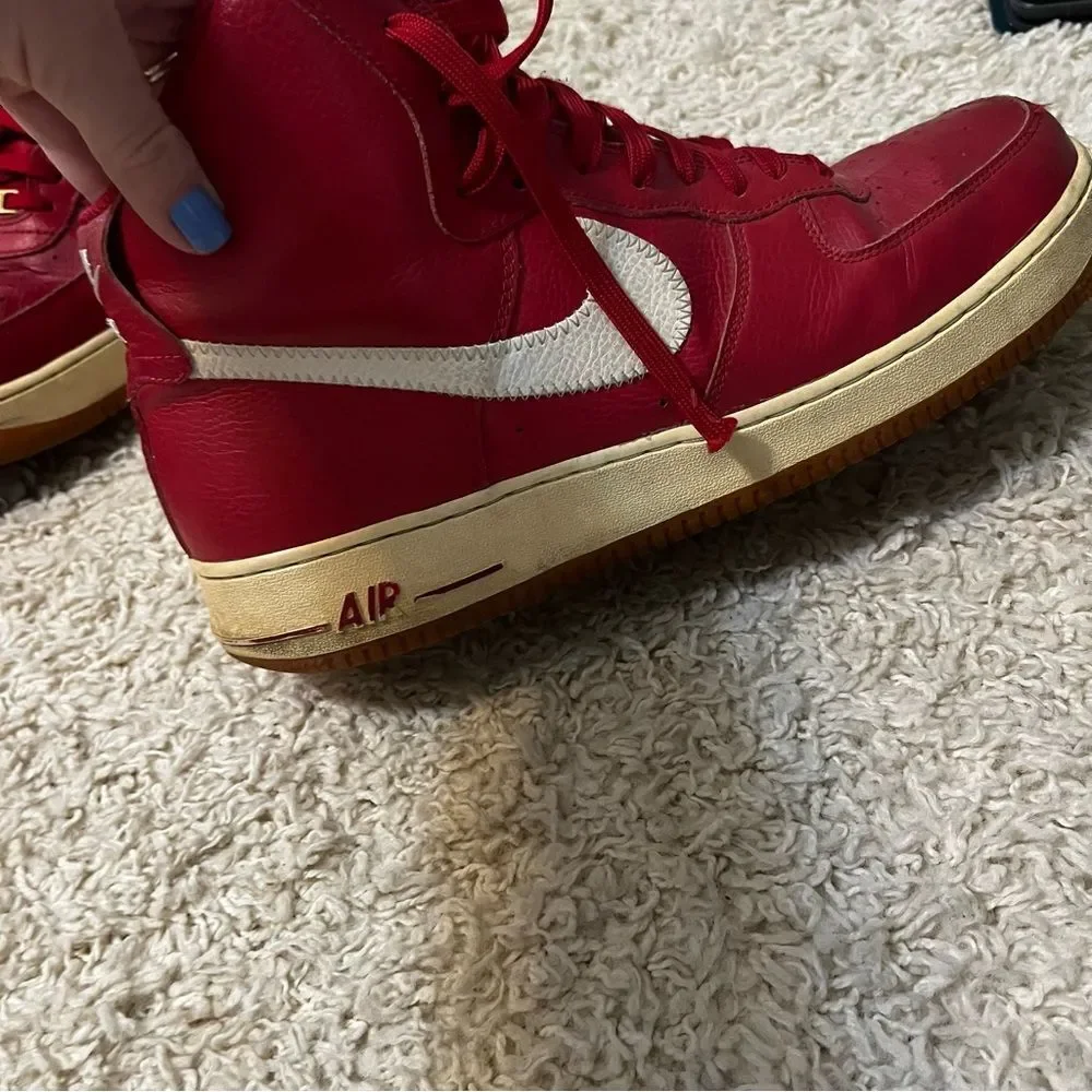 Mens Nike Air Force One Hi High Gym Red Perforated size 13
